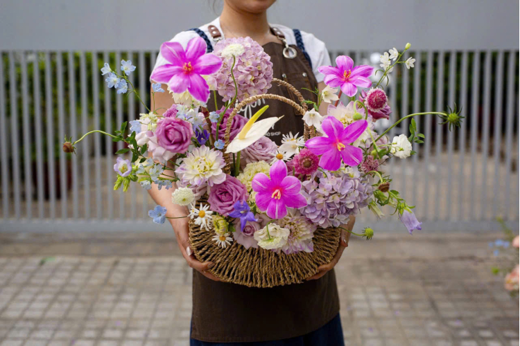 GIỎ HOA MẪU 9