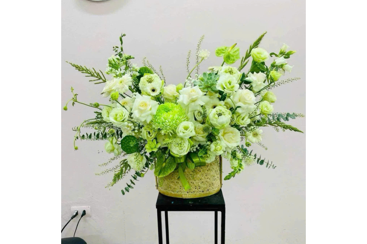 GIỎ HOA MẪU 12